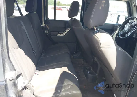 2015 Jeep Wrangler Unlimited Sahara z USA, uszkodzony, nr VIN 1C4BJWEG1FL655886